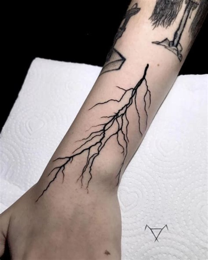 10 Best Lightning Tattoo Ideas You Have To See To Believe! Outsons