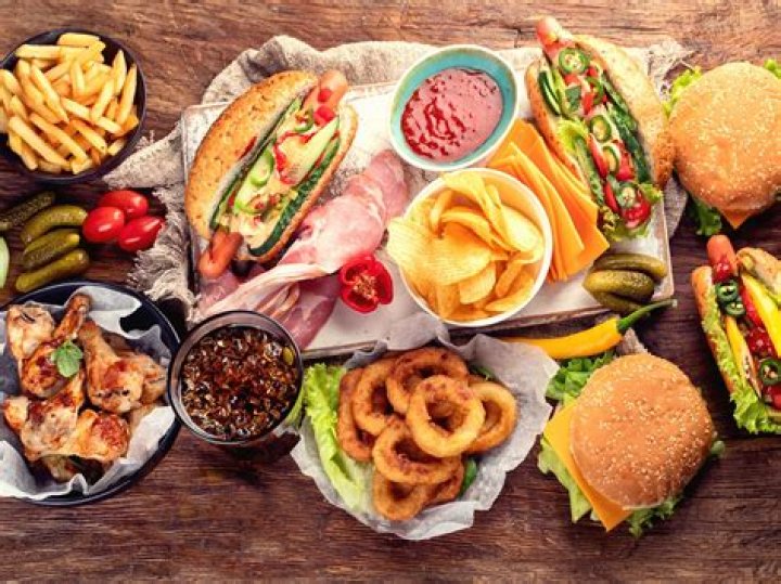 40 Best Drunk Foods Satisfy Your LateNight Hunger The Beer Exchange