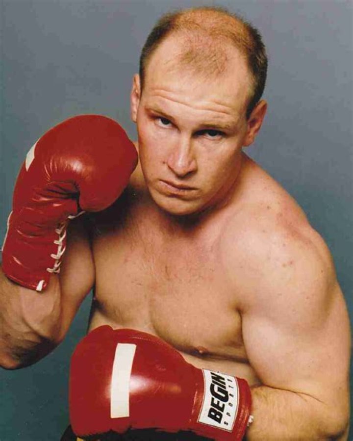 46. Mike Bernardo WBF Heavyweight Title 14 May 2000 African Ring