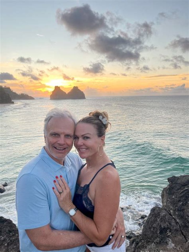 8 world travelers share their New Year's resolutions for 2022 The Points Guy