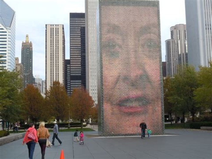 A Giant Face on a Cliff was accidentally discovered by a man Fact Leaks