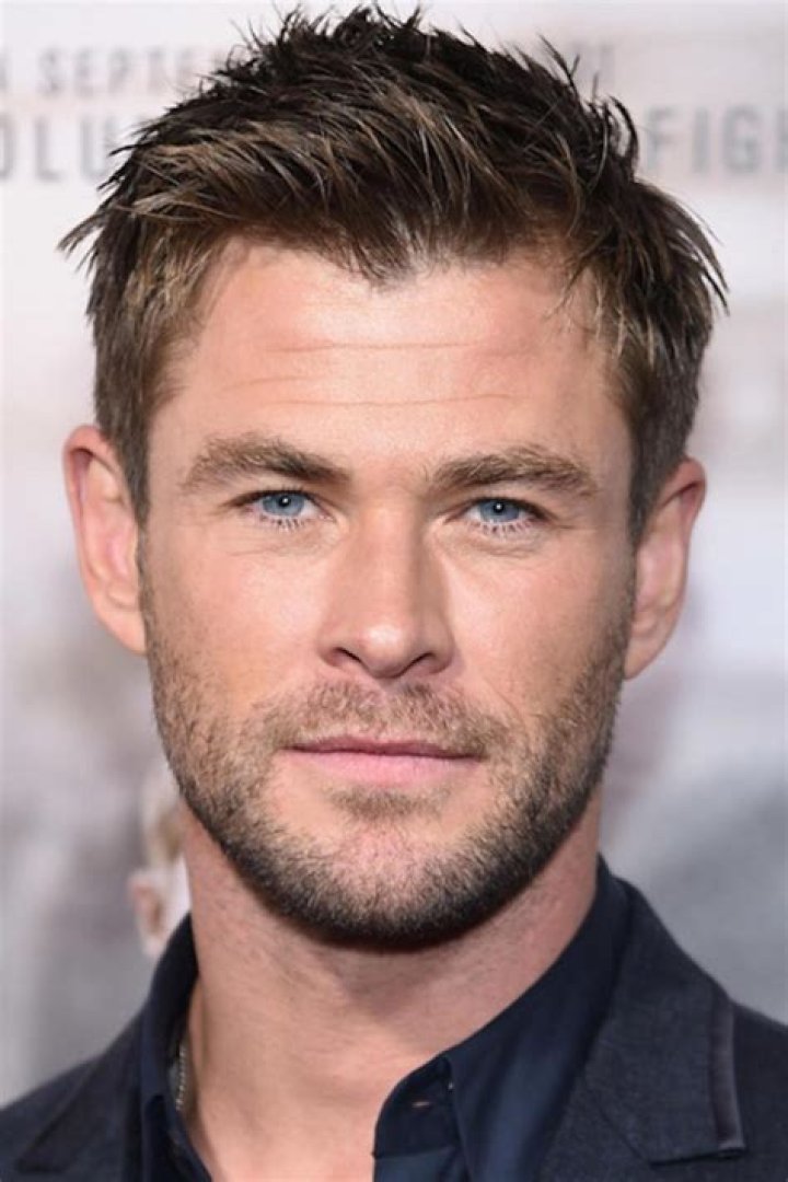 Actualiser 50+ imagen chris hemsworth tom cruise fr.thptnganamst.edu.vn