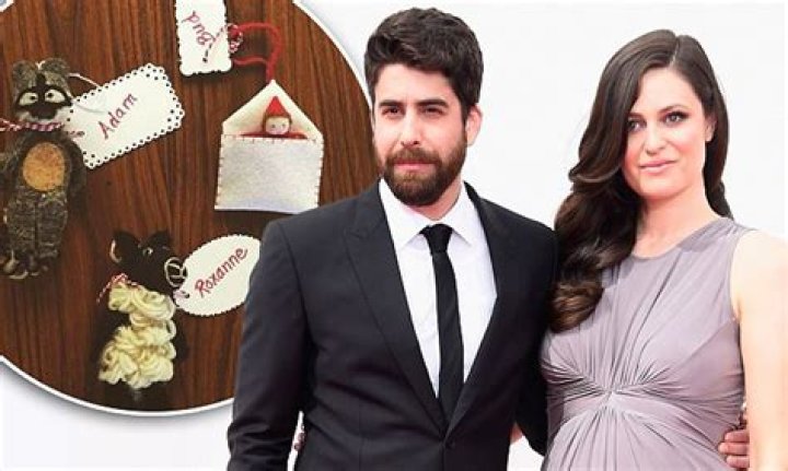 Adam Goldberg announces happy news that his girlfriend is expecting again Daily Mail Online