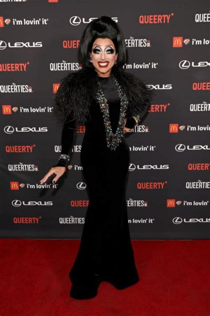 Adore Delano Net Worth October 2022, Salary, Age, Siblings, Bio