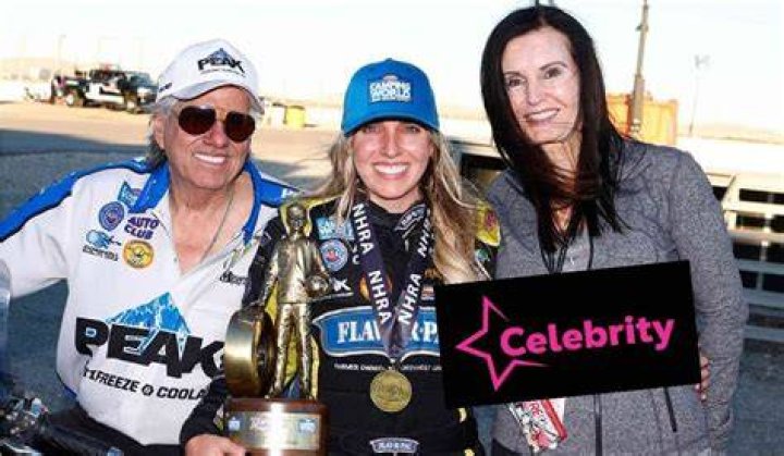 Adria Hight Bio, Age, Parents, Husband, Career, Net Worth, Illness