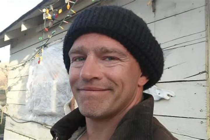 Alaskan Bush People's Gabe Brown And Wife Raquell Rose Expand Their