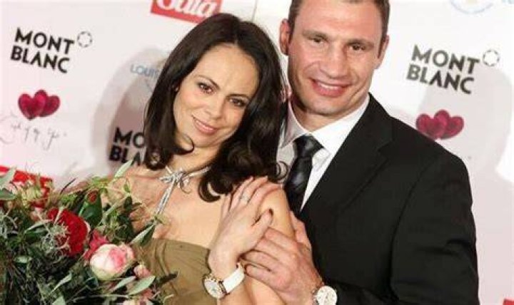 Aleksandra Klitschko Viewing Gallery