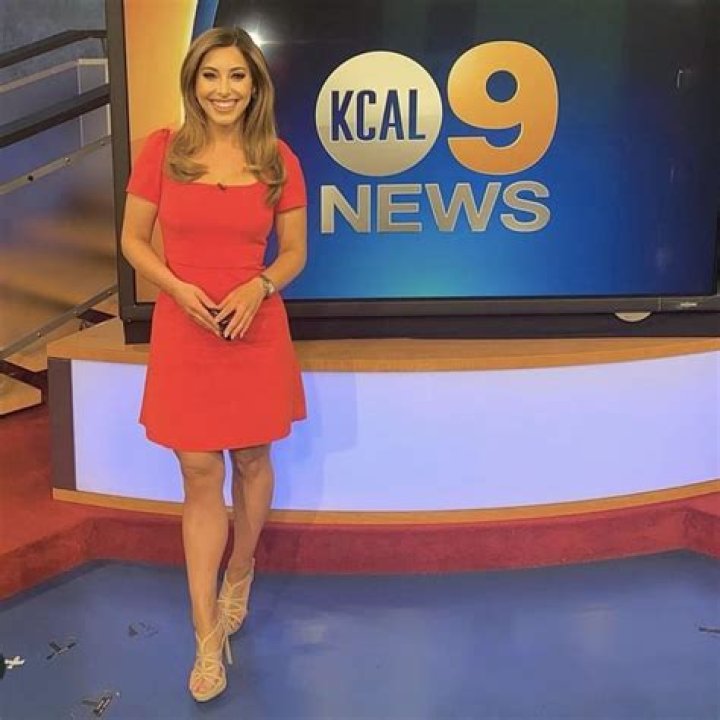 Alex Biston CBSLA & KCAL9 (that&rsquo;s in California, USA) hot_reporters