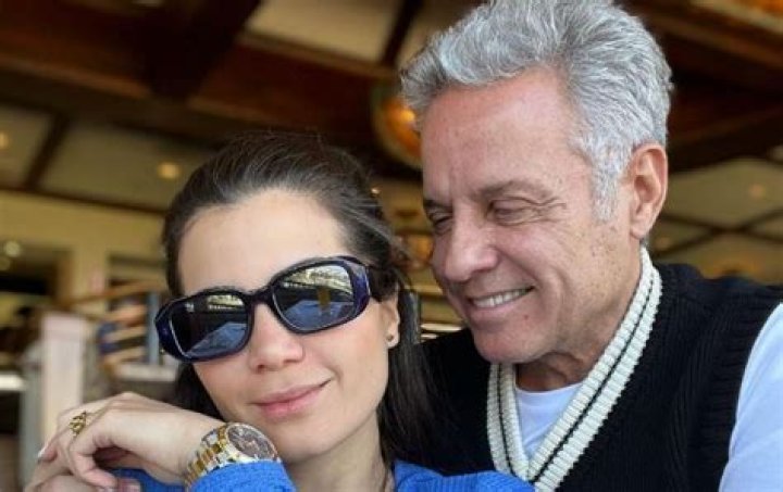 Alexis Ayala niega ser el "sugar daddy" de Cinthia Aparicio, su novia 28 a&ntilde;os menor
