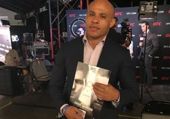 Ali Abdelaziz Wiki, Age, Height, Wife, Net Worth 2019