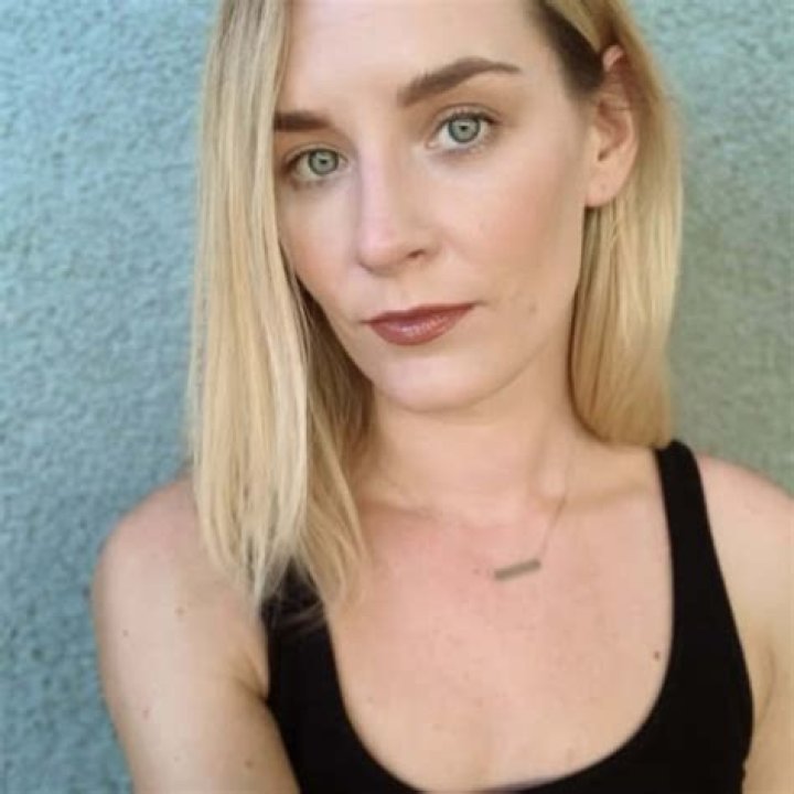 Allison Dunbar Net Worth 2020, Age, Height, Bio, Wiki, Dating, Husband
