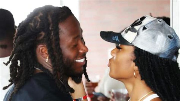 Alvin Kamara Contract Details, Salary, Net Worth 2023, Age, Height and