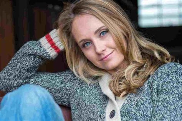 Amber Marshall Net Worth, House, Age, Wiki, Facts
