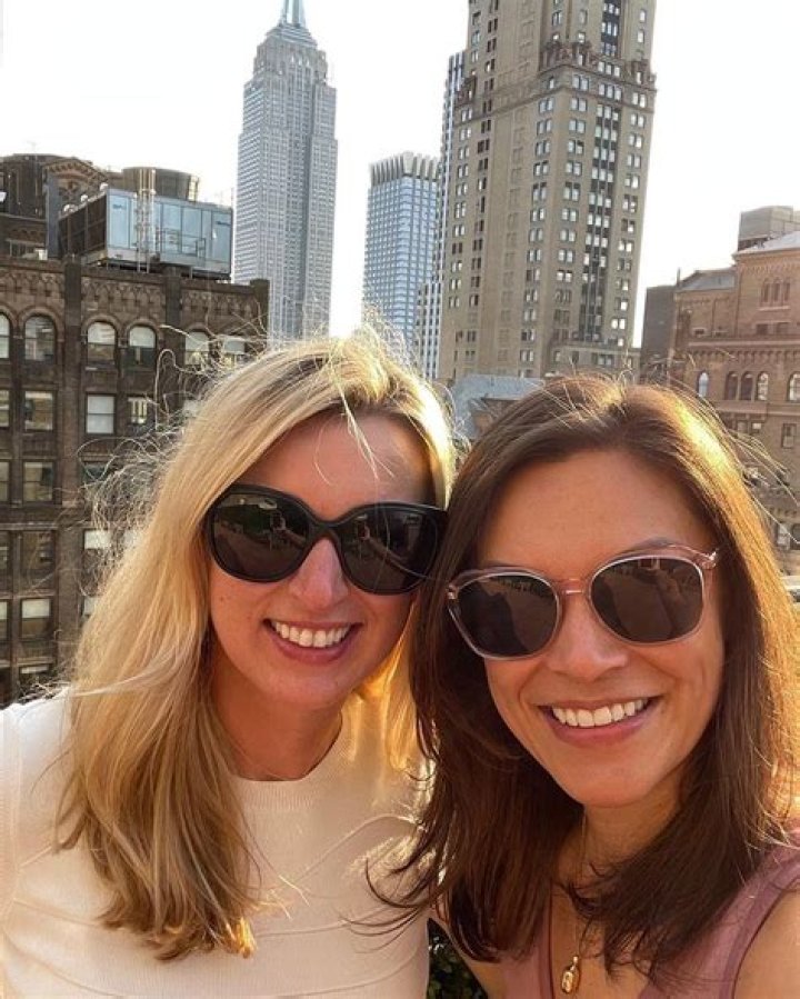 Anastasia Amoroso CNBC, Wikipedia, Bio, Husband, Net Worth, Photos and