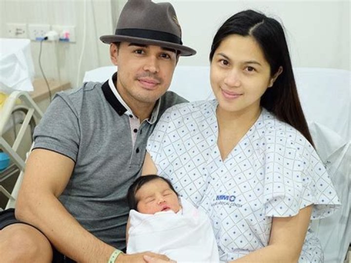 Andy Smith and Diana Zubiri baby