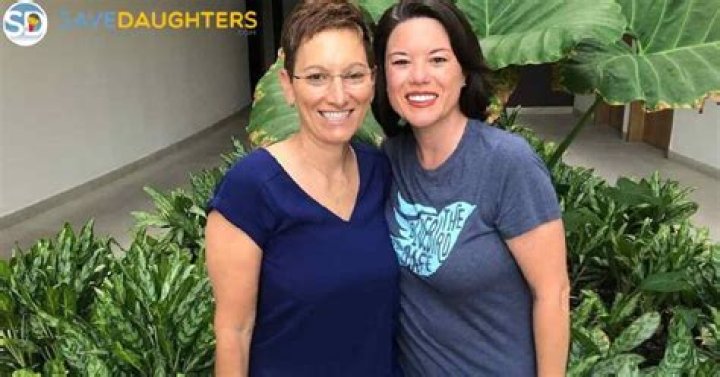 Angie Craig Wife, Net Worth, Age, Parents, Career, Biography, Wiki