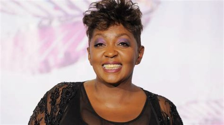 Anita Baker's Oldest Son Walter Looks like His Famous Mom as He Rocks His Dreadlocks in Photo