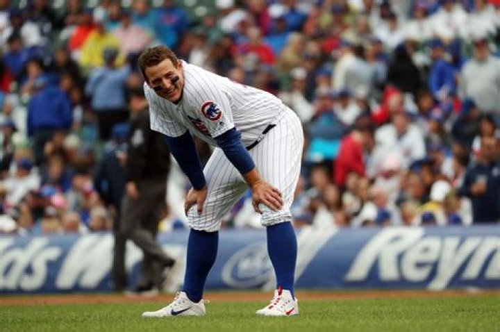 Anthony Rizzo scratched with back tightness, Cubs fall to Brewers, 54