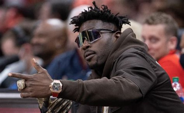 Antonio Brown cares about stats, but that’s not a bad thing