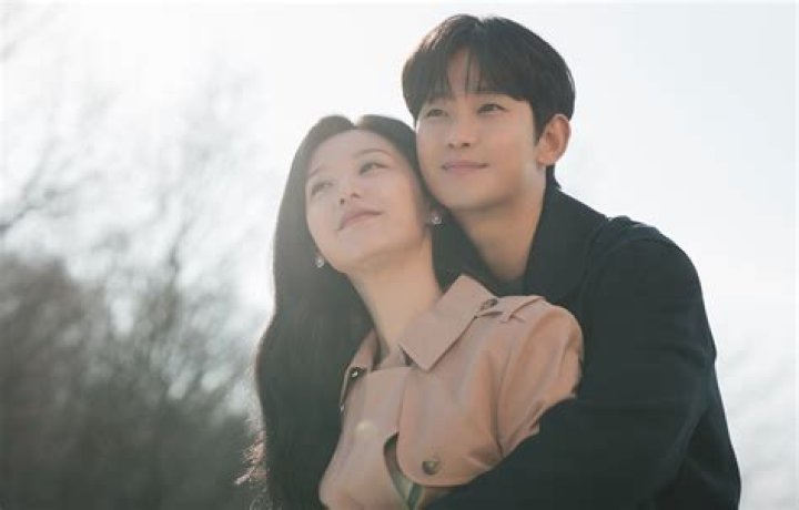 Are Kim Ji Won And Soo Hyun Secretly Dating? Uncover The Truth Here