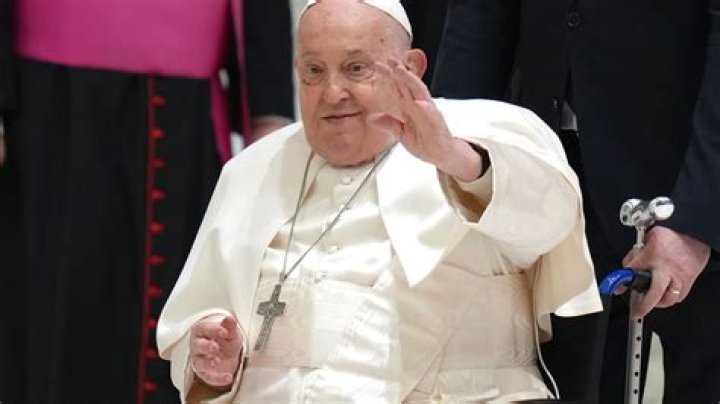 At the Vatican, Pope Francis and US VP discuss pathways for world peace