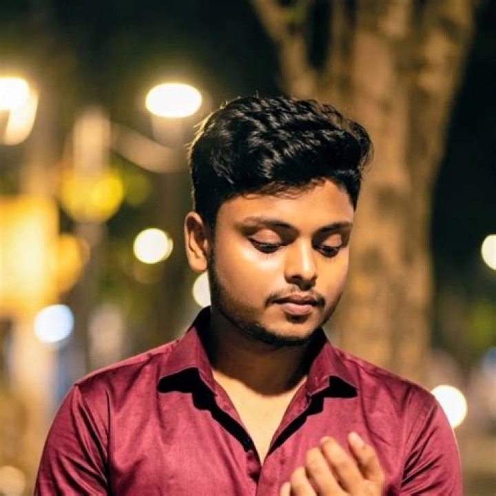 Avi Thakur