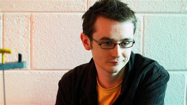 BBC One 6 Degrees Paul Riordan (Director)