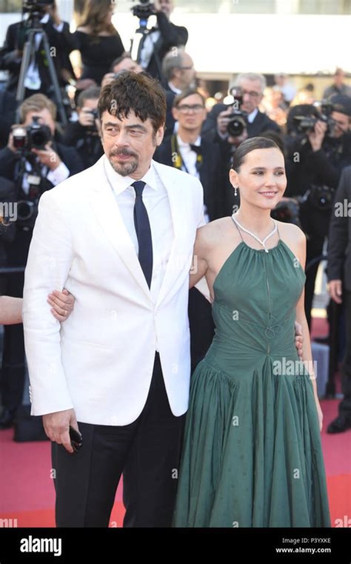 Benicio Del Toro and Kimberly Stewart take daughter Delilah to the