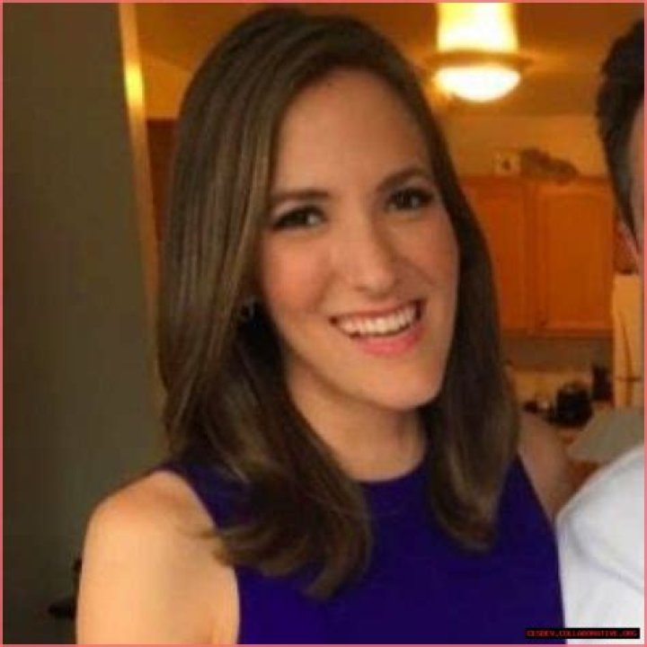 Betsy Woodruff Swan (Politico) Wiki, Age, Bio, Baby, Husband, Family, Height, Jaw Surgery, Chin, Salary, Net Worth, Instagram