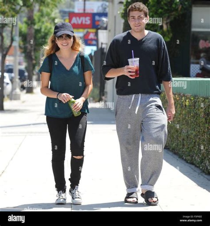 Between co stars mccurdy jesse hires stock photography and