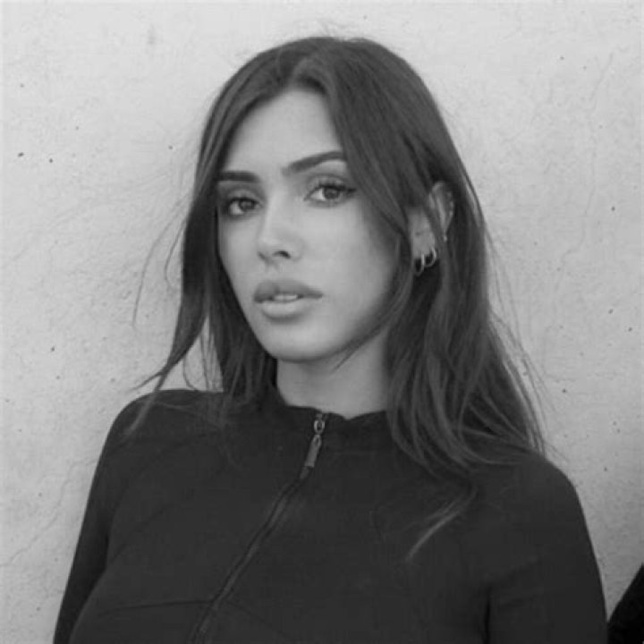 Bianca Censori Age, Wiki, Height, Ethnicity, Net Worth +19