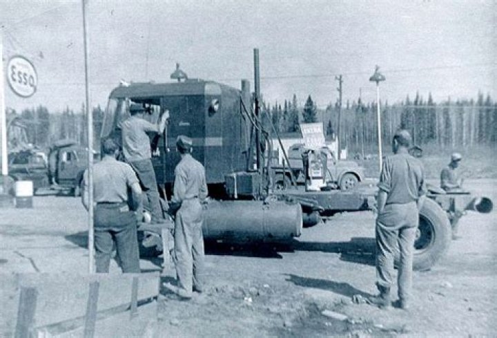 Bill Cornish cab over truck; FNPL2015.006.004 eHive