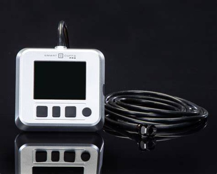 blood flow restriction training smart cuffs