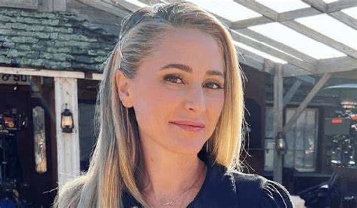 Brooke Williamson in Bathing Suit Has "Morning Off" &mdash; Celebwell