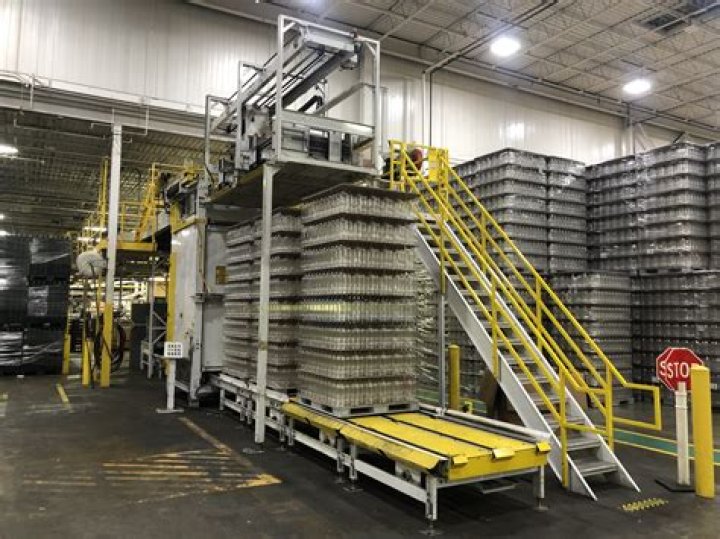 Busse/SJI Turbo High Speed Depalletizer, unload glass, plastic or metal containers