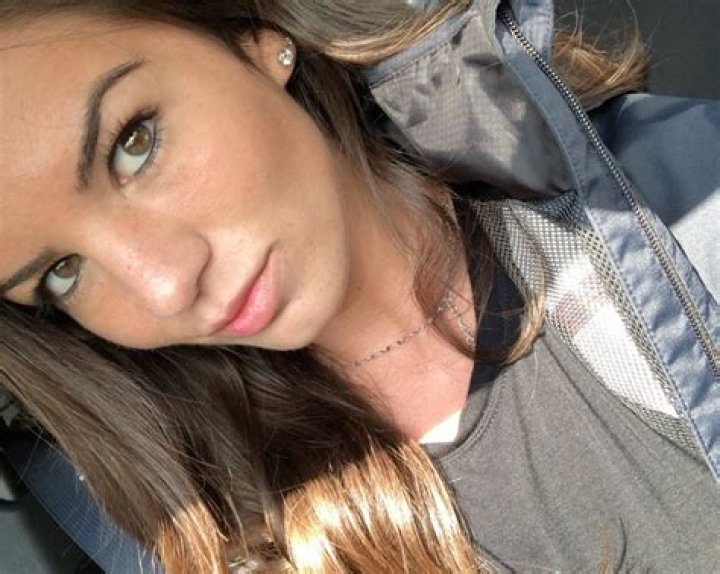 Carlie Jo Howell Net Worth 2022, Age, Height, Weight, Boyfriend, Career
