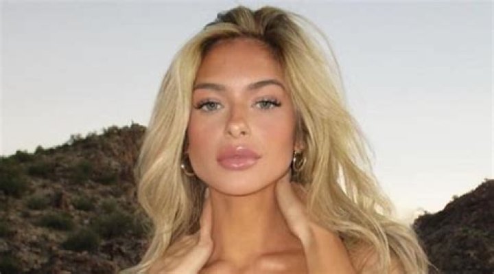 Carmella Rose Age Height, Body, Husband, Net Worth, Boyfriend, Dating