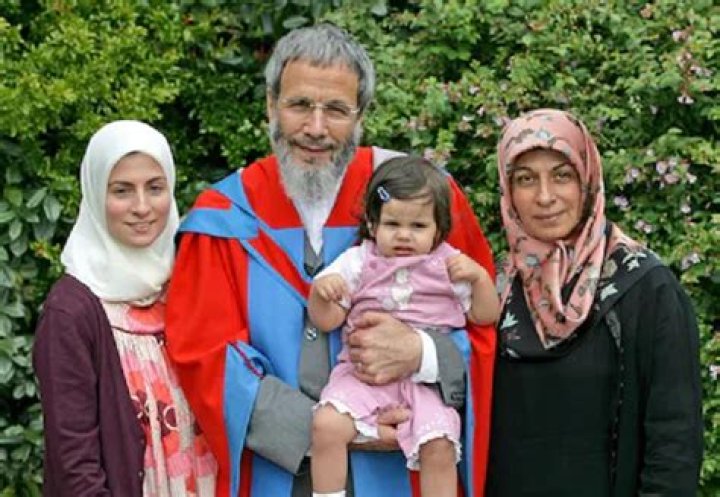 Cat Stevens Children: Meet Yoriyos, Maymanah Islam, Hasanah Islam, Aminah Islam, Abd al-Ahad Islam, and Asmaa Islam