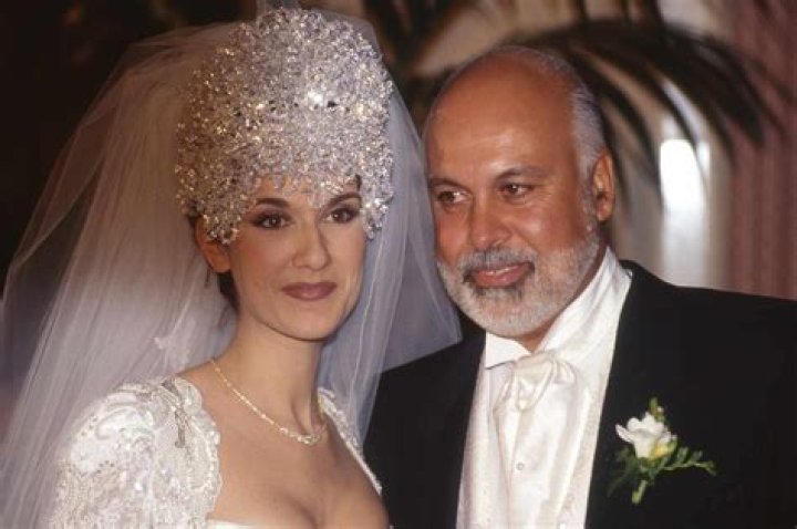 C&eacute;line Dion's brother dies of cancer