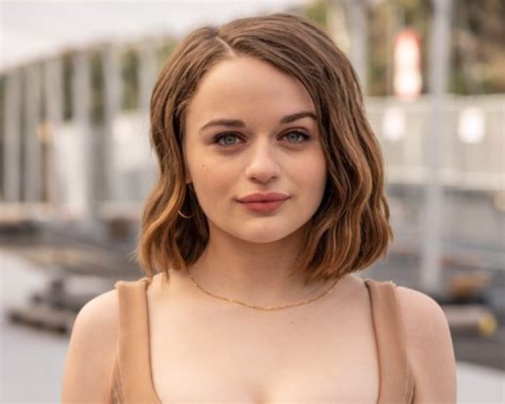 Celebrity Joey King HD Wallpaper