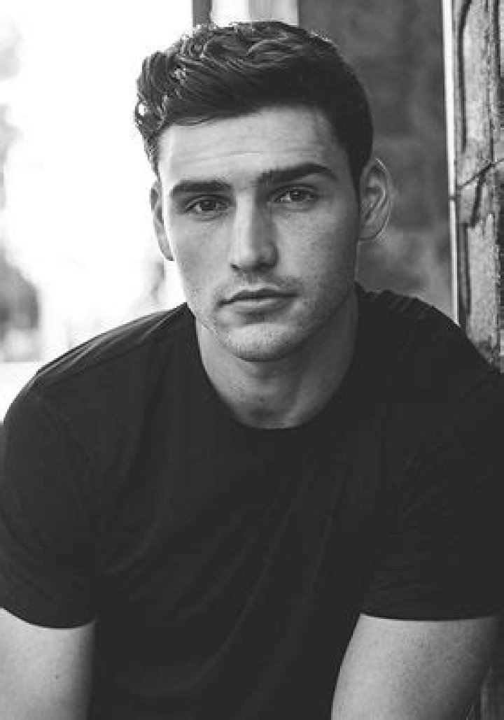 Charlie Hall IMDb