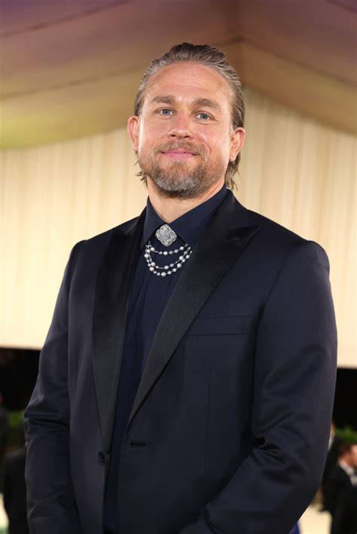 Charlie Hunnam and Some Facts about his Body Celebrities Height and