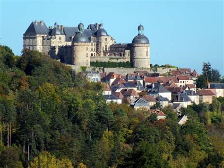 Chateau de Hautefort castle