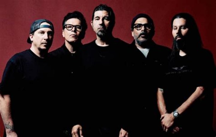Chino Moreno from Deftones r/altlatinos