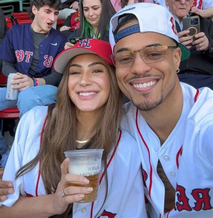 Chris Ellis Baseball Wife: Is Chris Ellis Married?