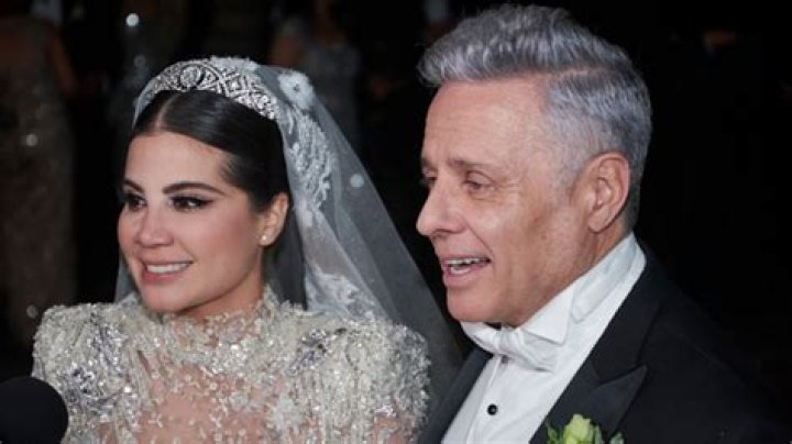 Cinthia Aparicio y su sexy baile en boda con Alexis Ayala UnoTV