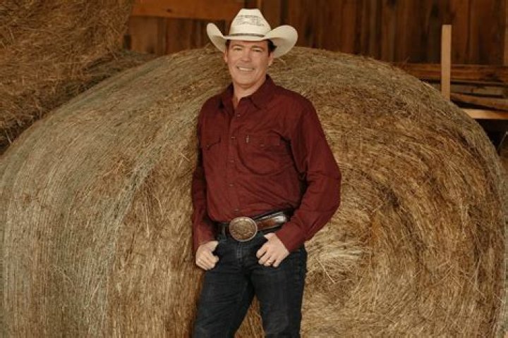 Clay Walker 'I Still Feel Like I Got a Hell of a Lot to Say'