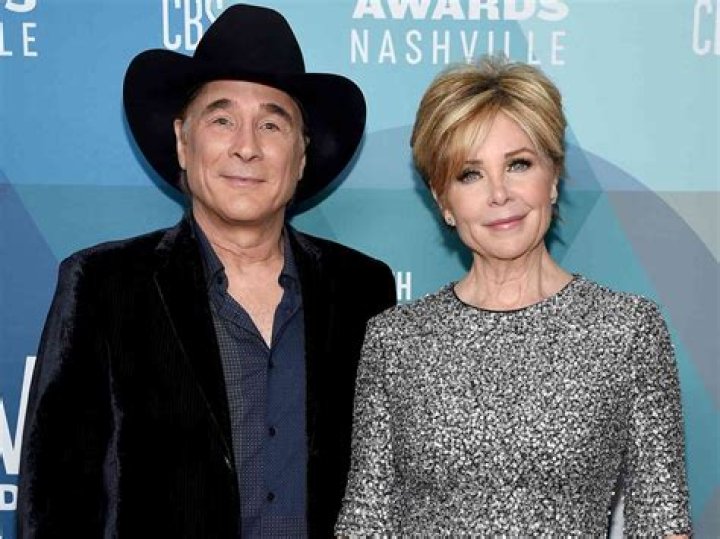 Clint Black Illness And Health What Happened To American Country Singer?