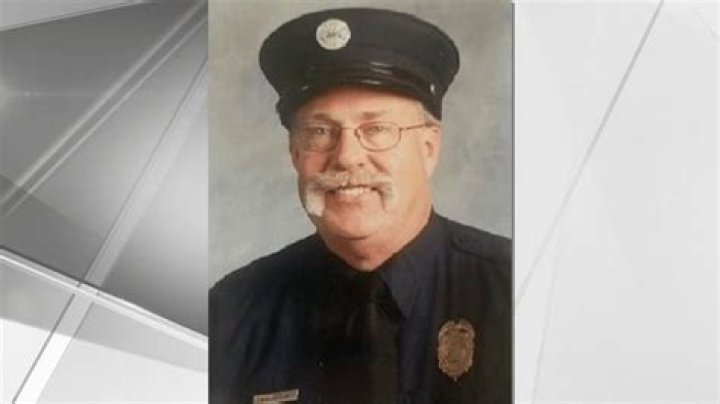 Colorado Paramedic Who Came to Help New York Dies From Covid19 The