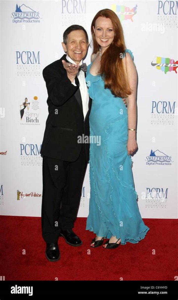 Congressman Dennis J Kucinich and his wife Elizabeth Kucinich The Art